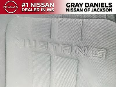 2021 Ford Mustang - Photo 14
