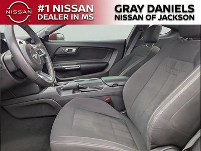2021 Ford Mustang - Photo 12