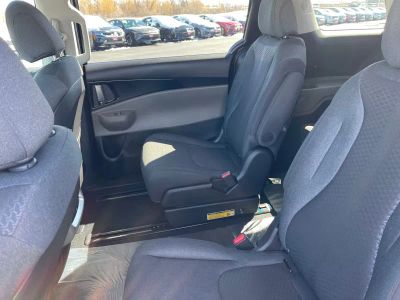 2026 Kia Carnival - Photo 18