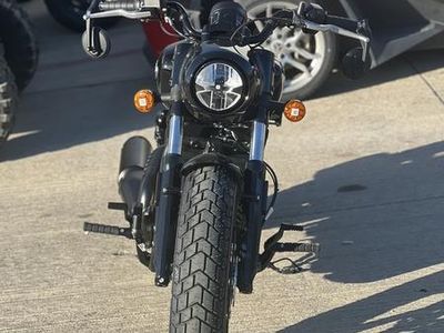 2025 Indian Motorcycle Scout Bobber Limited Black Metallic - Photo 4