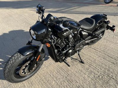 2025 Indian Motorcycle Scout Bobber Limited Black Metallic - Photo 1