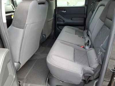 2026 Nissan Frontier — detail view