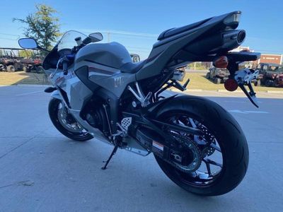 2026 Honda CBR600RR - Photo 3