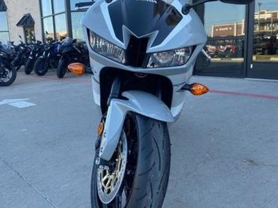2026 Honda CBR600RR - Photo 8