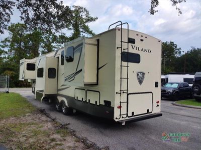 2022 VanLeigh RV Vilano — interior view