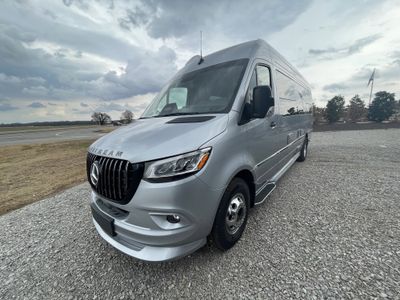 2026 Airstream Interstate 24GL - Photo 1
