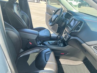 2022 Jeep Cherokee — photo 20 view