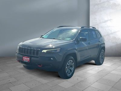 2022 Jeep Cherokee — front three-quarter view