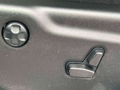 2021 Jeep Grand Cherokee - Photo 19