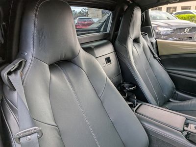 2024 Mazda MX-5 Miata RF — photo 13 view