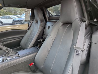 2024 Mazda MX-5 Miata RF — photo 16 view