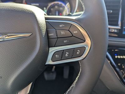 2026 Chrysler Pacifica — photo 19 view