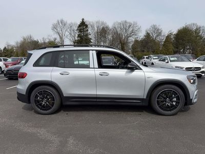 2026 Mercedes-Benz GLB — photo 9 view