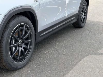 2026 Mercedes-Benz GLB — photo 10 view