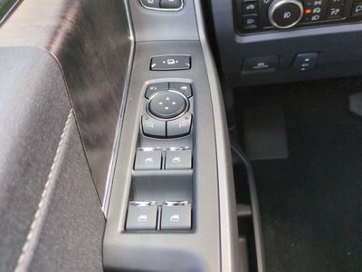 2026 Ford F-250SD — photo 24 view