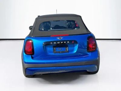2026 MINI CONVERTIBLE — detail view