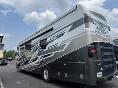 2025 Newmar Ventana — interior view