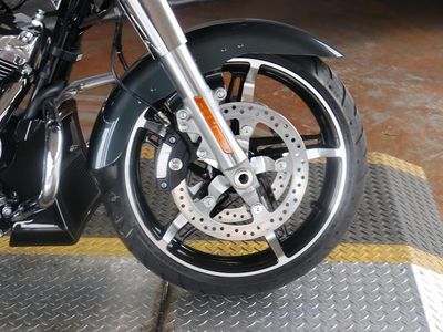 2025 Harley-Davidson FLTRX - Road Glide — photo 10 view