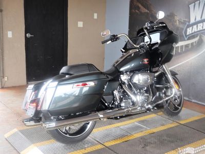 2025 Harley-Davidson FLTRX - Road Glide — engine compartment view