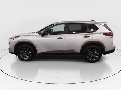 2024 Nissan Rogue - Photo 4
