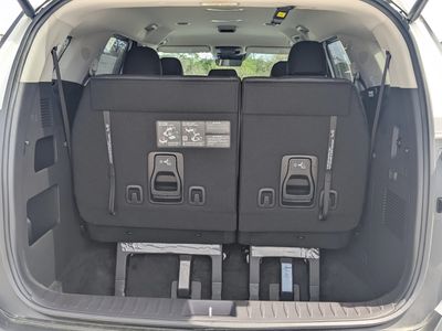 2026 Kia Carnival Hybrid - Photo 15