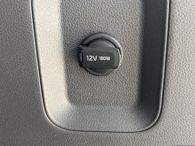 2026 Kia Carnival Hybrid - Photo 16