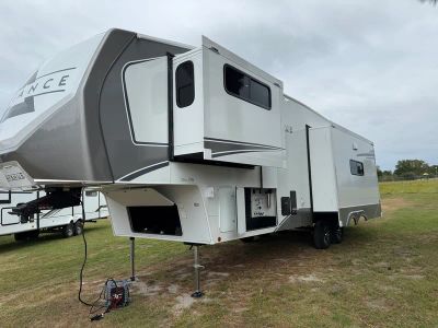 2026 Alliance RV Avenue - Photo 3