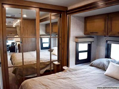 2024 Entegra Coach 32U - Photo 23