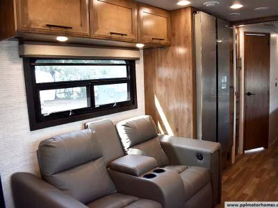 2024 Entegra Coach 32U - Photo 14
