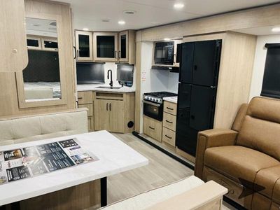 2026 Grand Design Imagine XLS — photo 10 view
