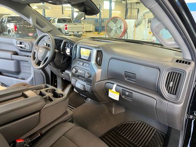 2026 Chevrolet Silverado 1500 — photo 8 view
