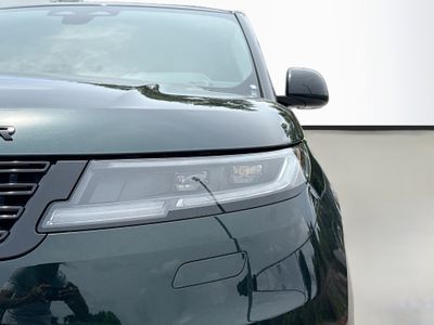 2026 Land Rover Range Rover Sport — photo 9 view