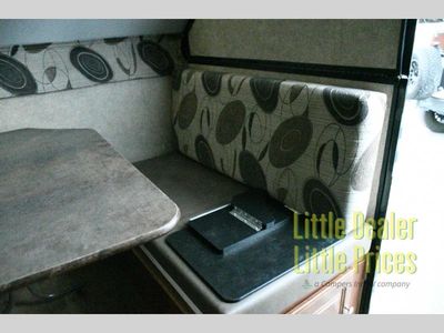 2016 Forest River RV Rockwood Premier — photo 14 view