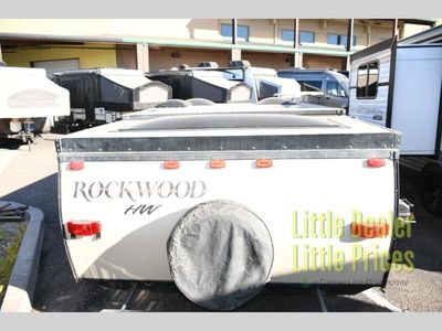 2016 Forest River RV Rockwood Premier — photo 8 view