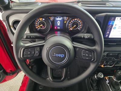 2026 Jeep Wrangler — photo 18 view