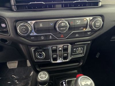 2026 Jeep Wrangler — photo 23 view