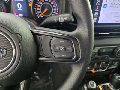 2026 Jeep Wrangler — photo 20 view