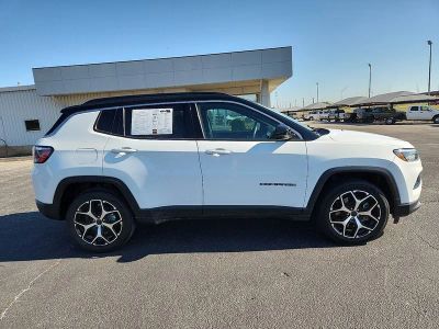 2025 Jeep Compass — side profile view