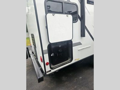 2022 Dutchmen RV Kodiak Cub — engine compartment view
