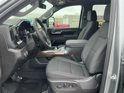 2026 Chevrolet Silverado 2500HD - Photo 10