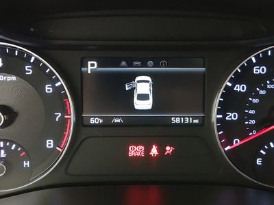 2023 Kia Forte — photo 14 view