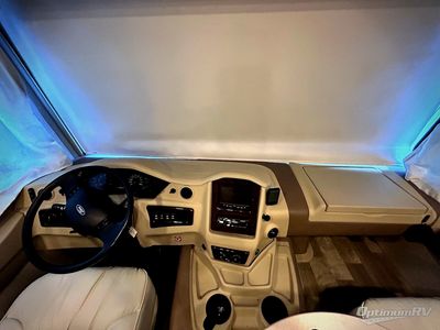 2019 Coachmen Mirada — photo 8 view