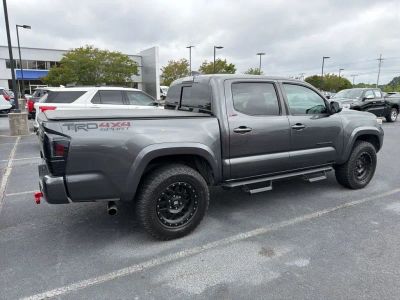 2019 Toyota Tacoma - Photo 7