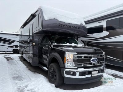 2026 Dynamax isata 6 — front three-quarter view