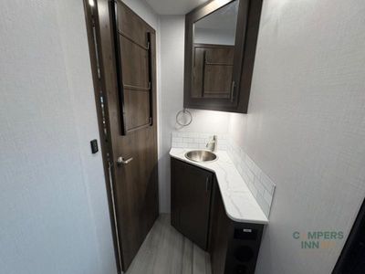 2026 Dynamax isata 6 — photo 41 view