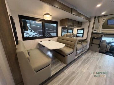 2026 Dynamax isata 6 — photo 8 view