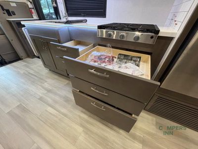 2026 Dynamax isata 6 — photo 24 view