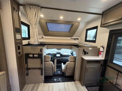 2026 Dynamax isata 6 — photo 33 view