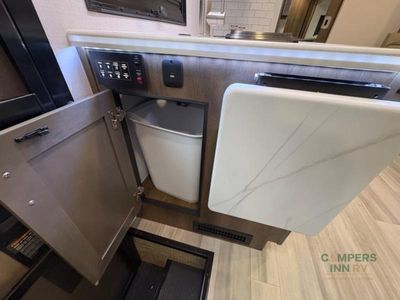2026 Dynamax isata 6 — photo 38 view