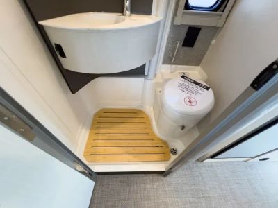 2027 Winnebago EKKO — photo 14 view
